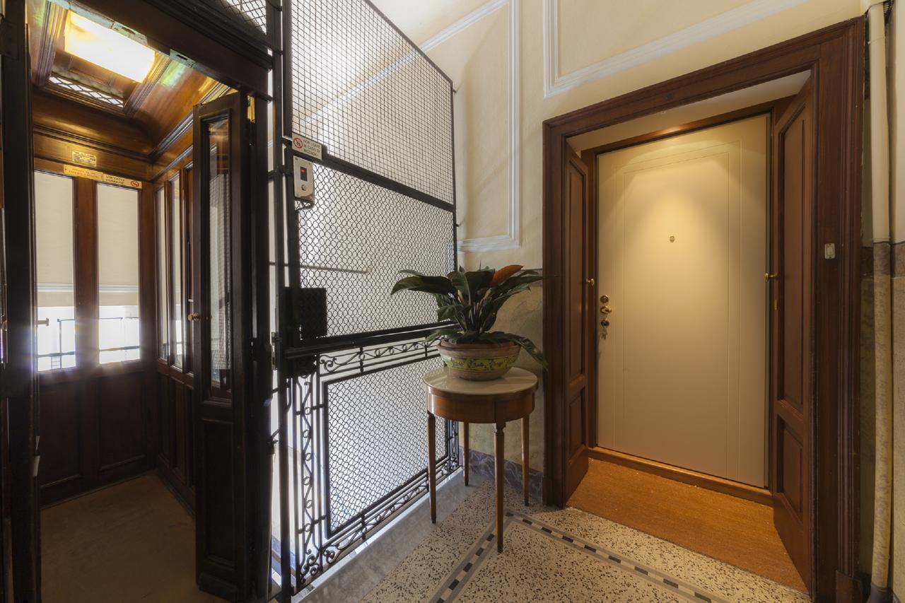 Bronzino House Bed and Breakfast Milano Exteriör bild