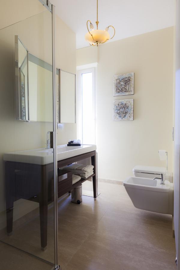 Bronzino House Bed and Breakfast Milano Exteriör bild
