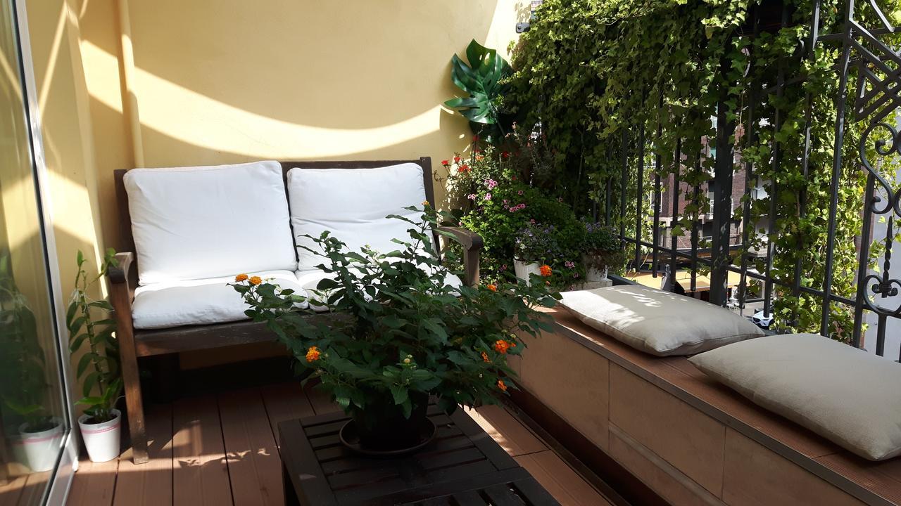 Bronzino House Bed and Breakfast Milano Exteriör bild